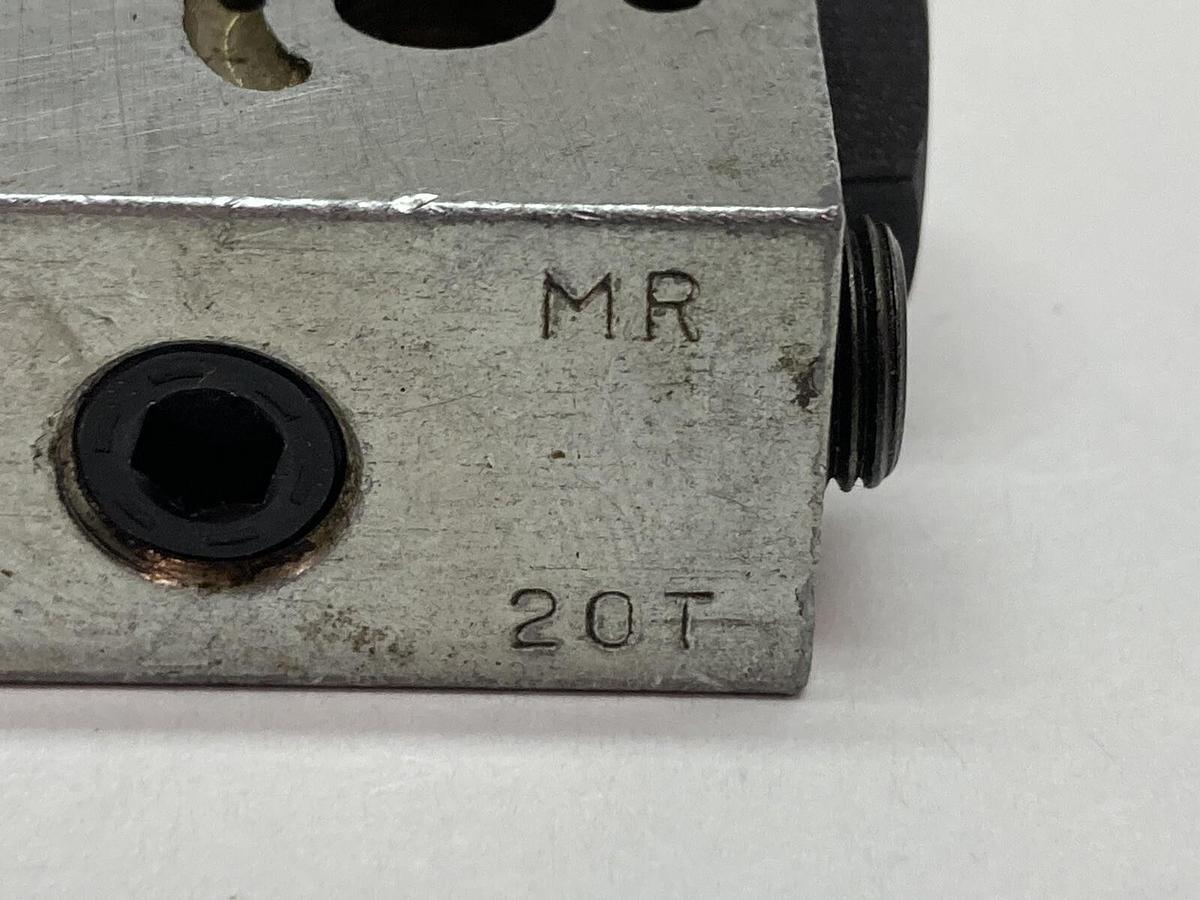 Graco Trabon,MR-20T,Modular Divider Valve Block