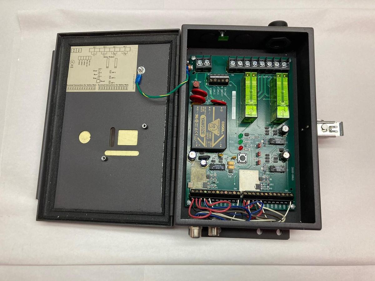 STI Omron,14545-0020,Safety Mat Controller Rev D