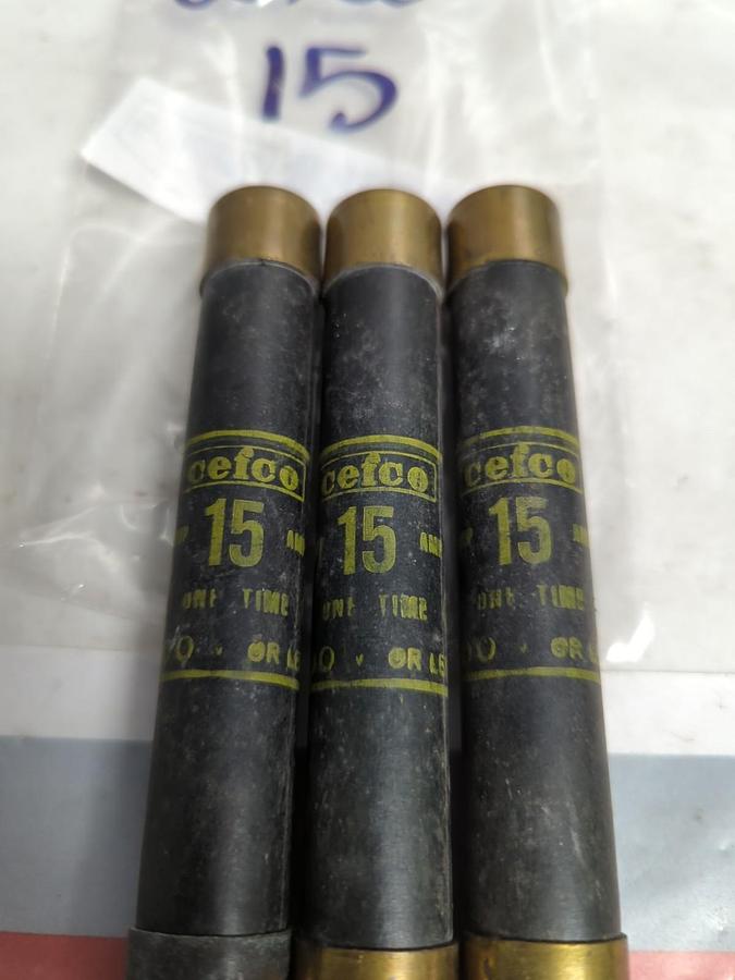 Used CEFCO,15,ONE-TIME 15 AMP FUSE LOT OF 3 PRE-OWNED