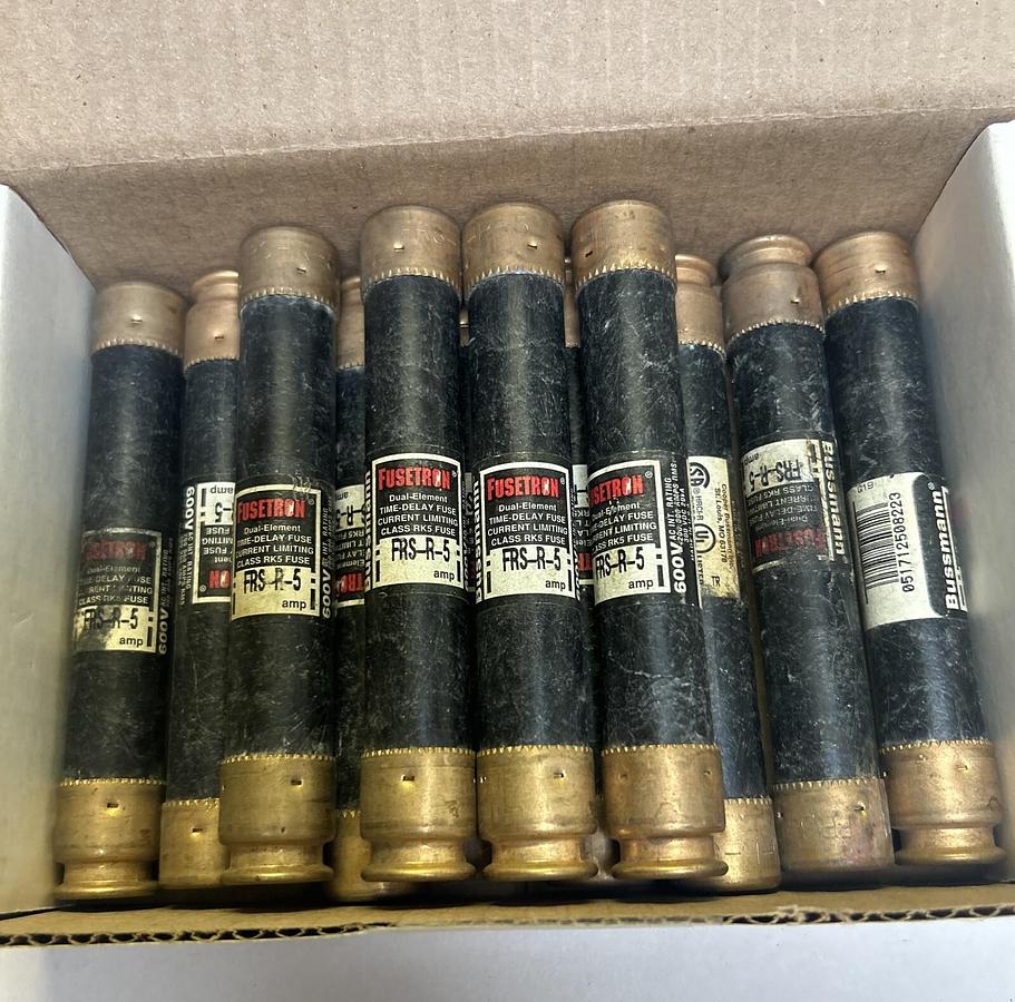 Used BUSSMANN,FRS-R-5,FUSETRON FUSE 5A 600V LOT OF 12