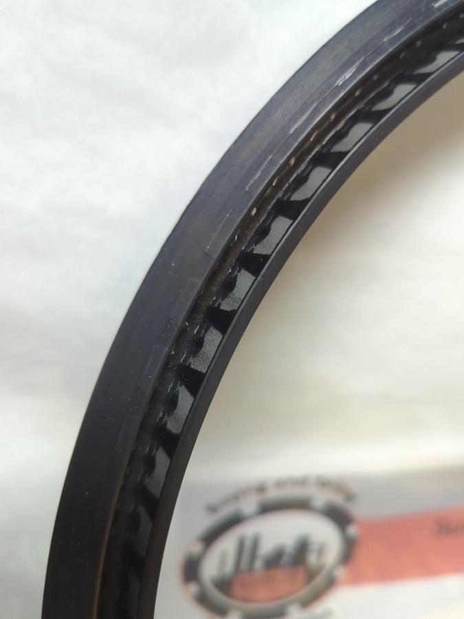 GARLOCK KLOZURE,23X3672,OIL SEAL 10 X 11.5 X 3/4 NOS