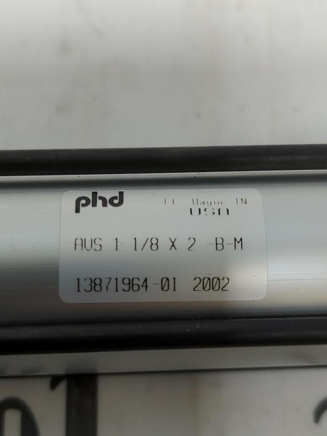 PHD,AUS-1-1/8X2-B-M,PNEUMATIC CYLINDER 1-1/8 INCH BORE 2 INCH STROKE NOS