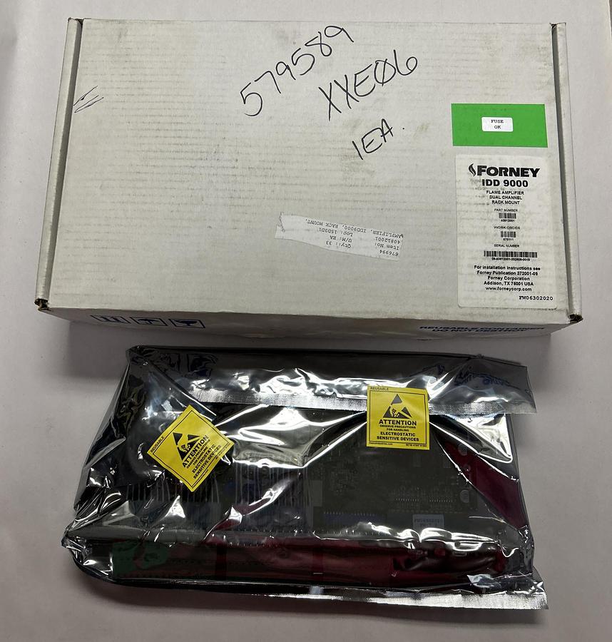 Used FORNEY,40812001,FLAME AMPLIFIER NEW