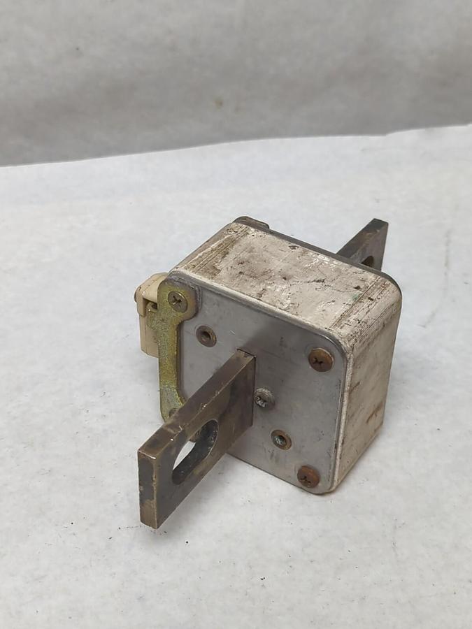 Used MILL EQUIPMENT & ENG,XL33R0488772X00F,FUSE 1100 AMP 660V PRE-OWNED