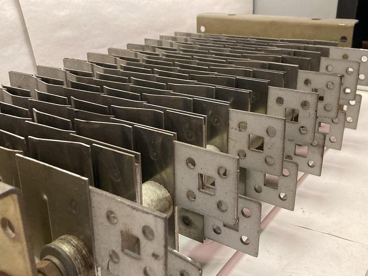 Used General Electric,IC9141A001A104,Punched Steel Grid Resistor 0.65OHMS 600V