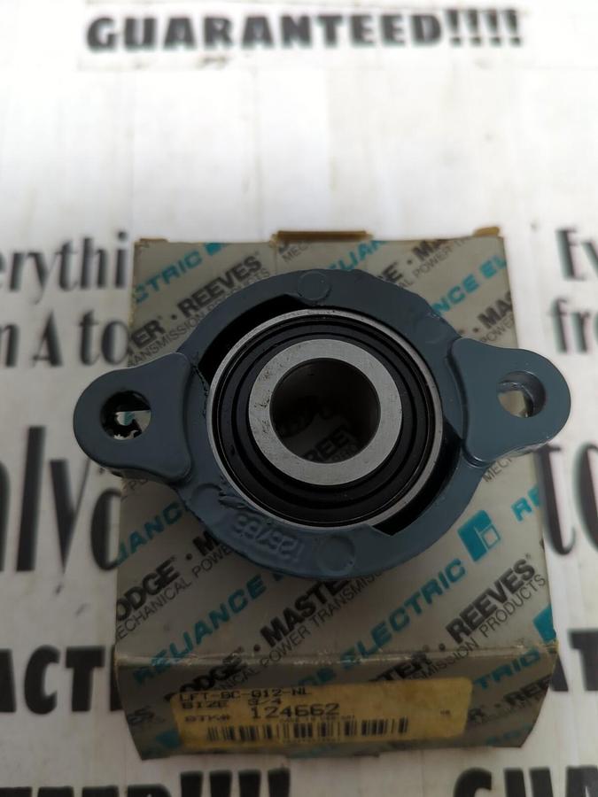 DODGE,124662 LFT-SC-012-NL,FLANGE BEARING 2-BOLT BASE 3/4 INCH BORE NOS