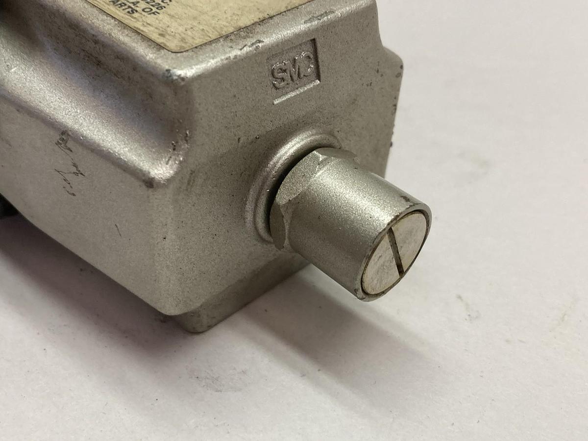Used SMC,NVS3135-0309D,Air Valve 110/120V 50/60Hz 0.20A