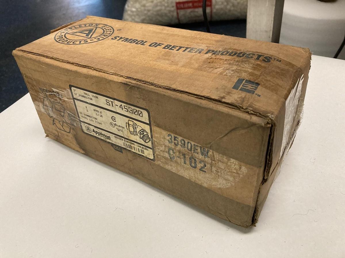 Used Appleton,ST-45300,3 Inch Liquidtight Connector