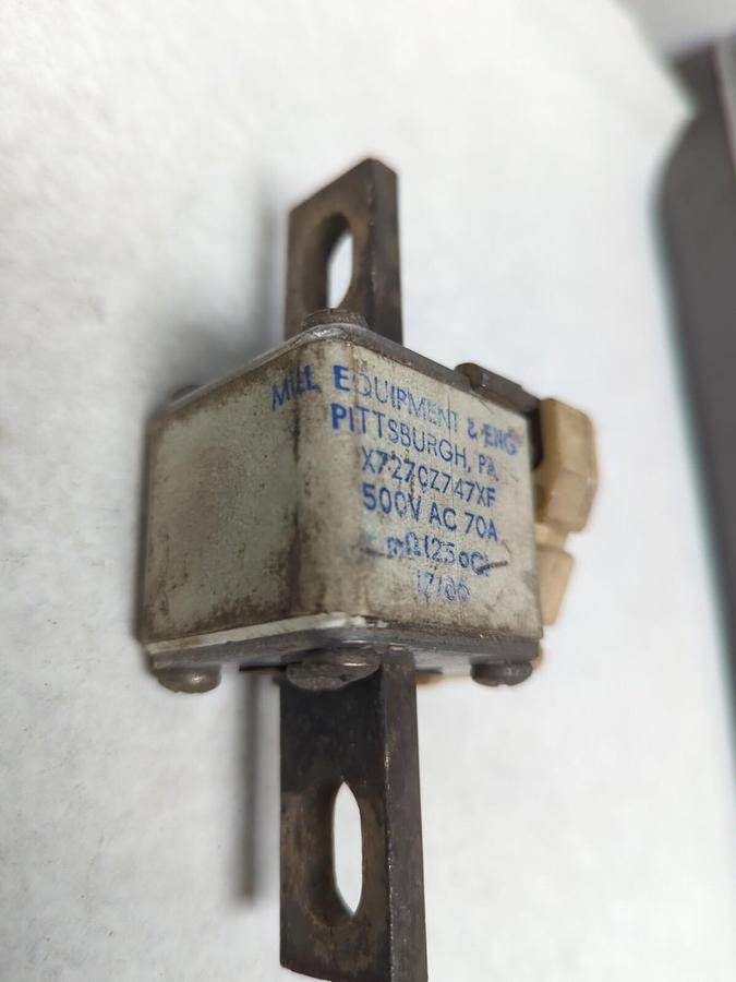 Used MILL EQUIPMENT & ENG,X727CZ747XF,FUSE 70 AMP 500V AC PRE-OWNED