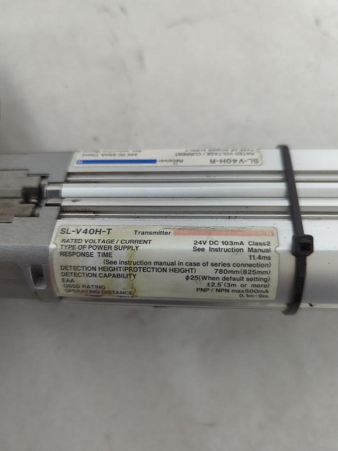 Used KEYENCE,SL-V40H-R/SL-V40H-T,LIGHT CURTAIN RECEIVER AND TRANSMITTER SET 24VDC
