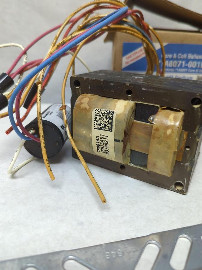PHILLIPS,71A807-001D,CORE & COIL BALLAST KIT 1-100W S54 HP SODIUM NOS