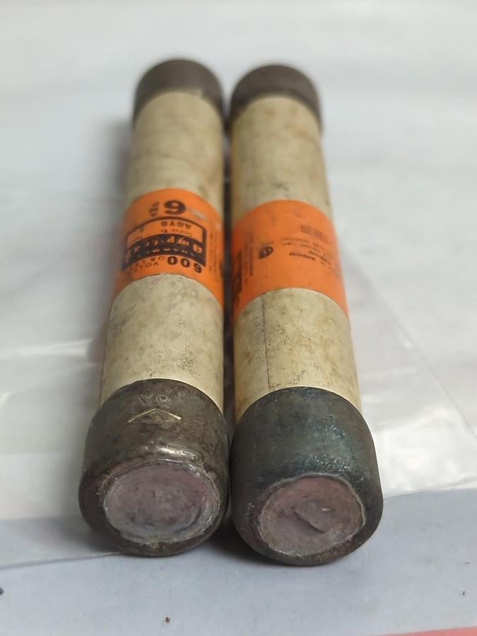Used GOULD SHAWMUT,A6Y6,AMP-TRAP 6 AMP FUSE LOT OF 2 PRE-OWNED