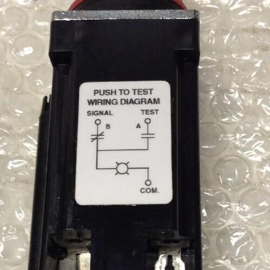 Allen-Bradley,800MR-PT16R,Series D Small Round Pilot Light Red LOT OF 2