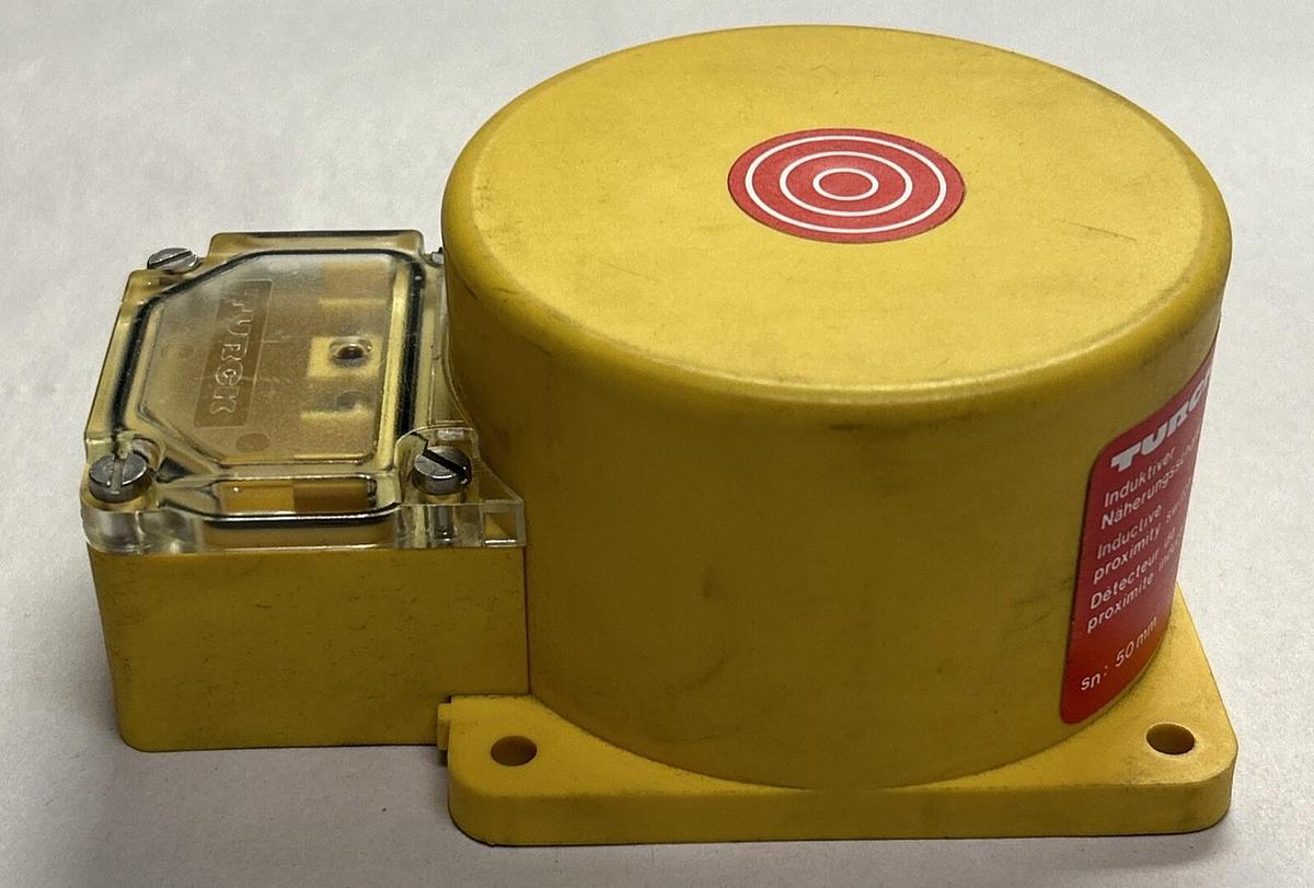 Used TURCK,NI50-K90SR-UZ2X,PROXIMITY SWITCH