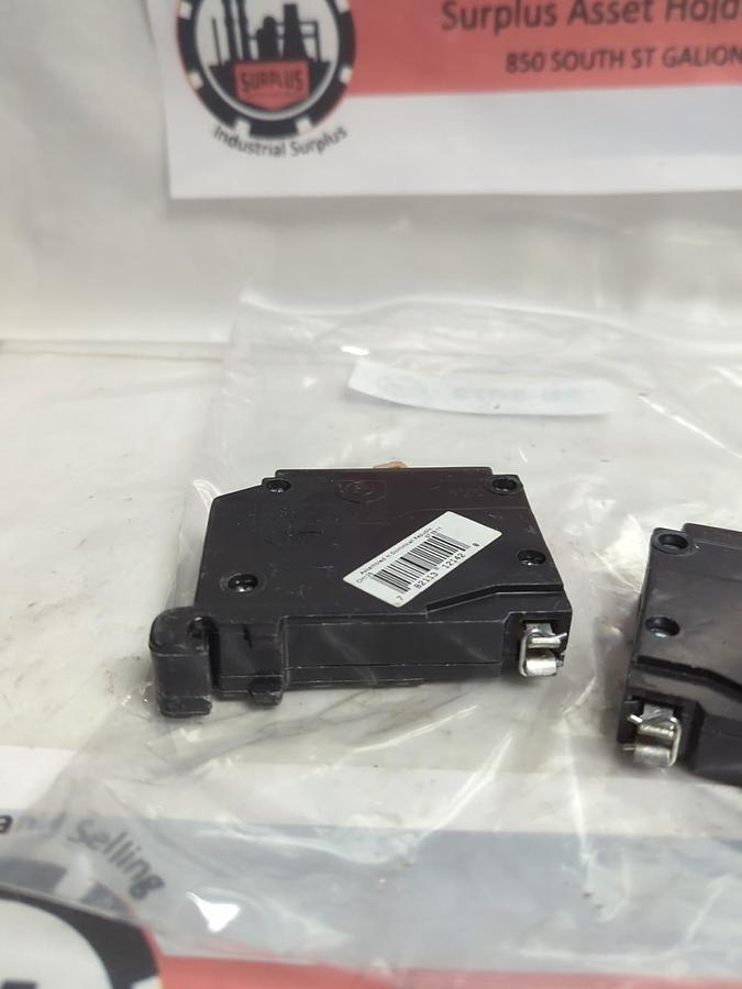 Used CUTLER HAMMER,CH125,CIRCUIT BREAKER 1-POLE 25 AMP LOT OF 2 PRE-OWNED