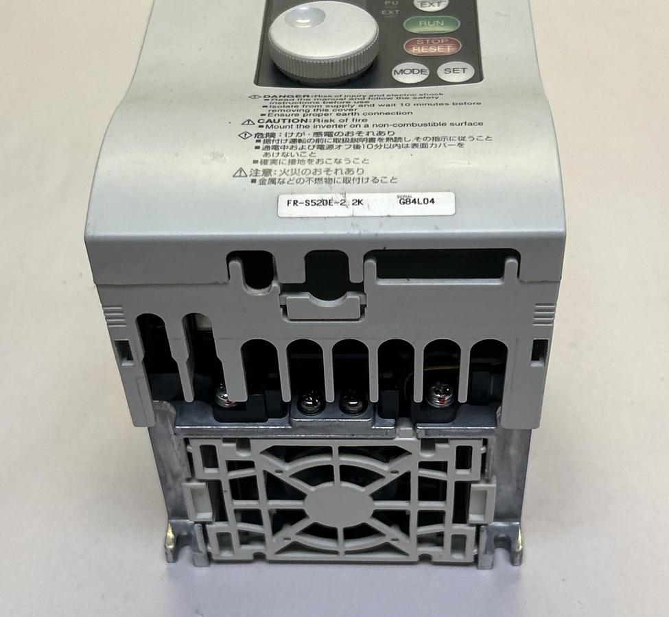 Used MITSUBISHI,FR-S520E-2.2K,INVERTER