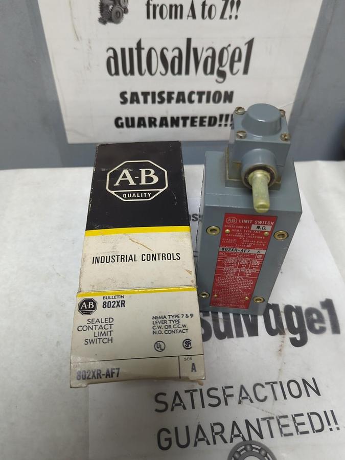 ALLEN BRADLEY,802XR-AF7,SERIES A SEALED CONTACT LIMIT SWITCH NOS
