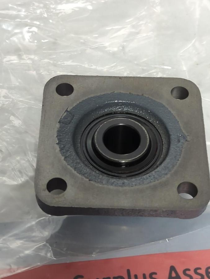 Used SEALMASTER,SF-12,4-BOLT FLANGE BEARING 3/4 INCH BORE PRE-OWNED
