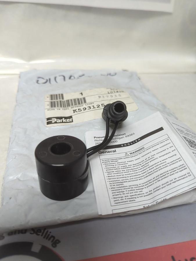 PARKER,K593125,PLUG IN COIL WITH OUT LIGHT NOS