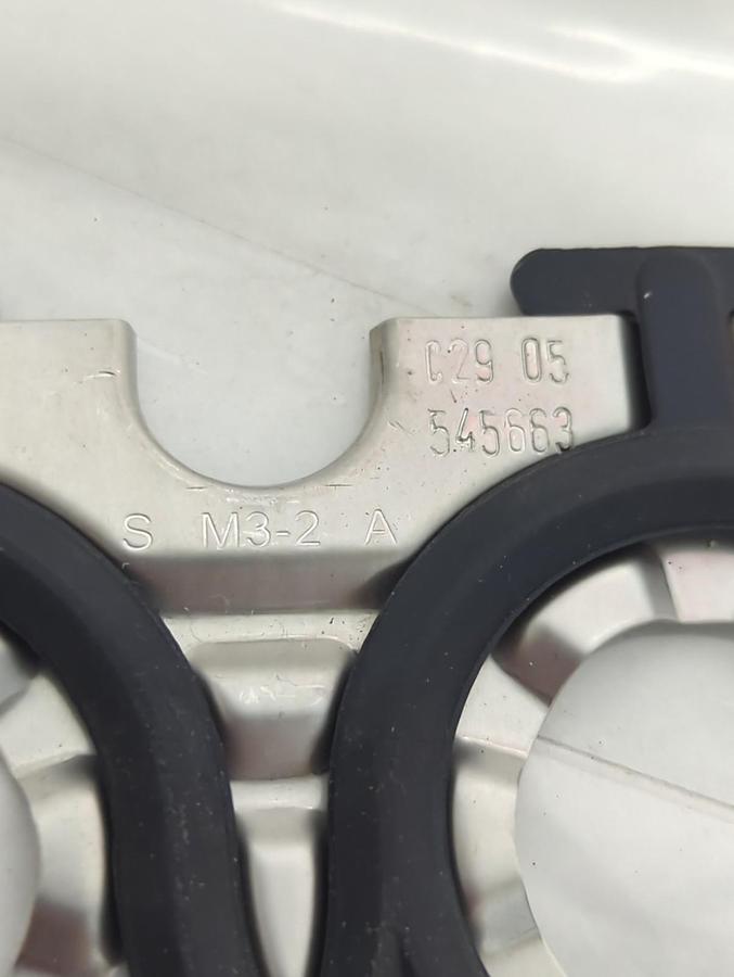 ALFA,S M3-2 A,HEAT EXCHANGE PLATE 17 INCH L X 5 INCH W 4-HOLE WITH GASKET NOS