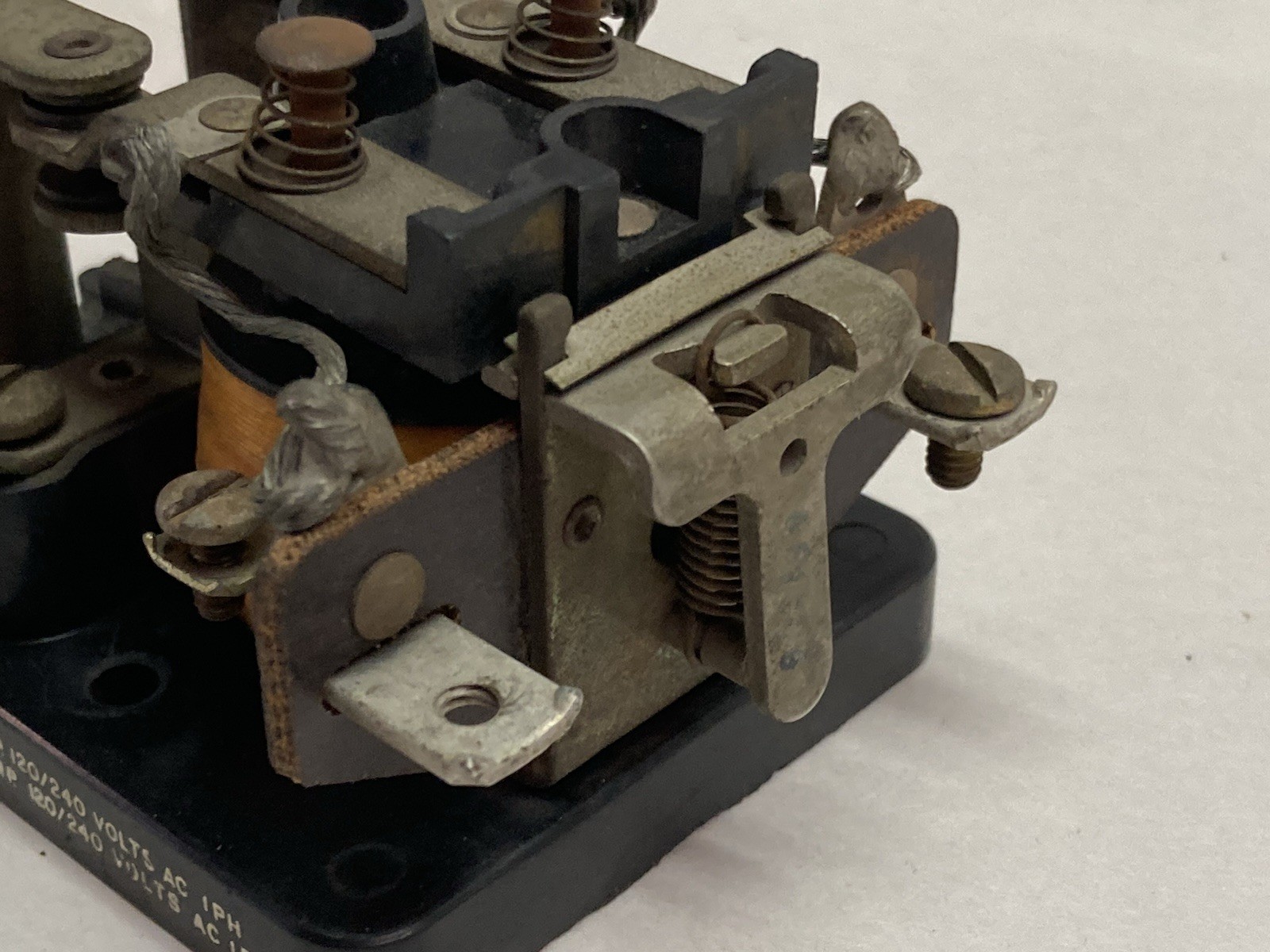Used Potter & Brumfield,PR11AY,1-Phase Open Type Relay 120/240V 1HP 25A