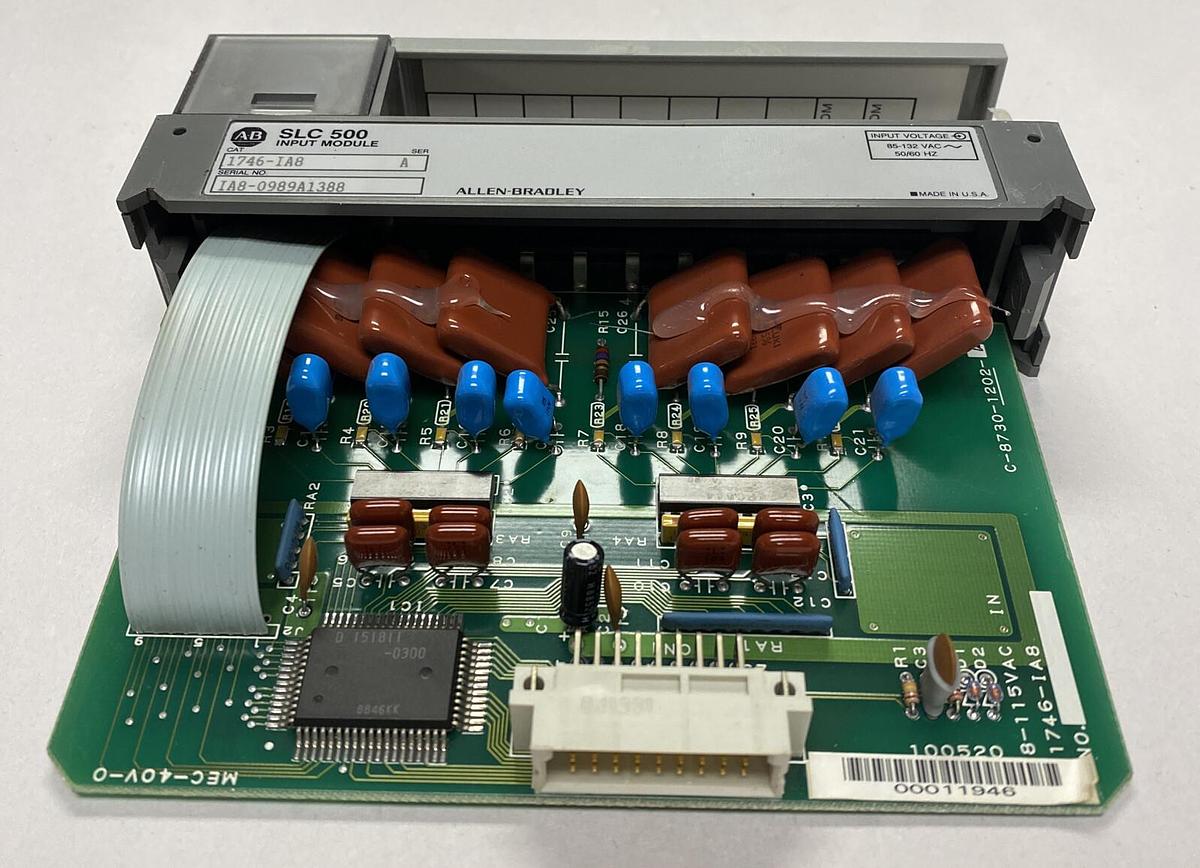 Used ALLEN BRADLEY,1746-IA8,SER A INPUT MODULE