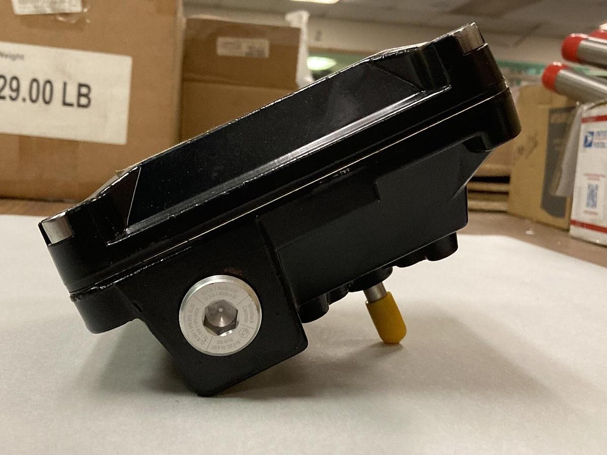 Westlock Controls,2007NFC2B2M0200,Position Monitor