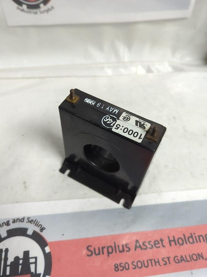 Used UNBRANDED,5SFT-102,CURRENT TRANSFORMER PRE-OWNED