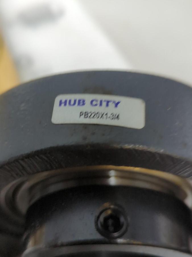 HUB CITY,PB220X1-3/4,PILLOW BLOCK BEARING 1-3/4 INCH BORE NOS