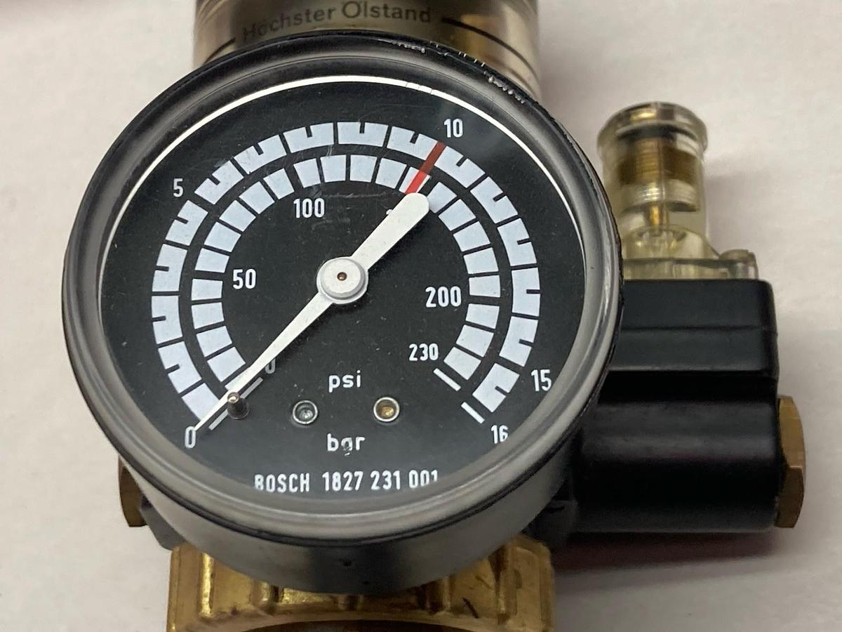 Used Bosch,1827-231-001,Pressure Regulator 0-230PSI 0-16 bar