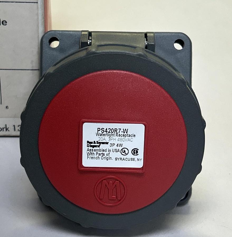 LEGRAND PASS & SEYMOUR,PS420R7W,PIN & SLEEVE WATERTIGHT RECEPTACLE NOS