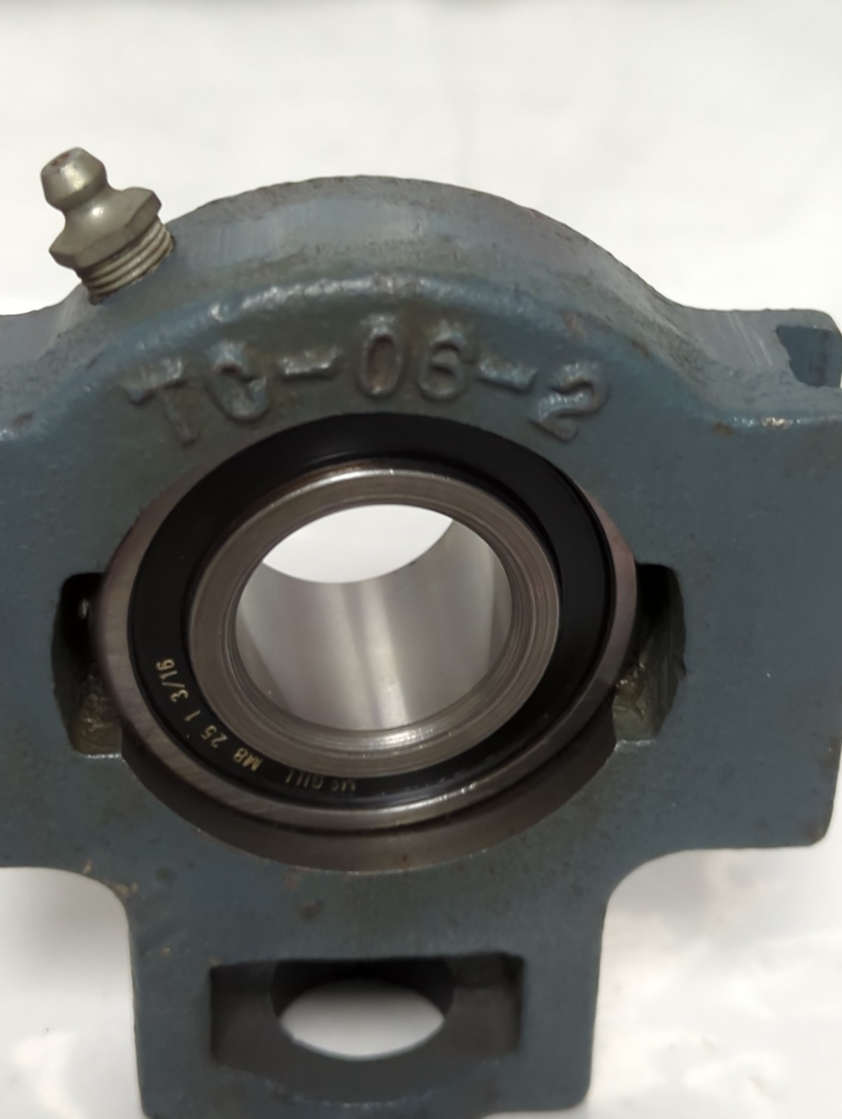 Used MCGILL,TC-06-2 MB-25,TAKE UP BEARING 1-3/16 INCH BORE PRE-OWNED