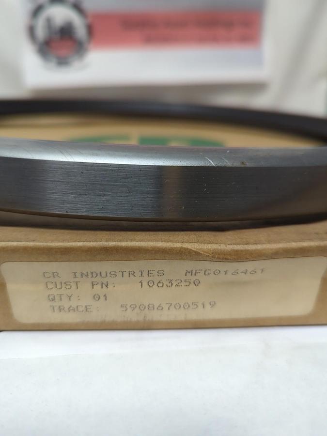 CHICAGO RAWHIDE,1063250,OIL SEAL 10-5/8 X 12 3/4 NOS