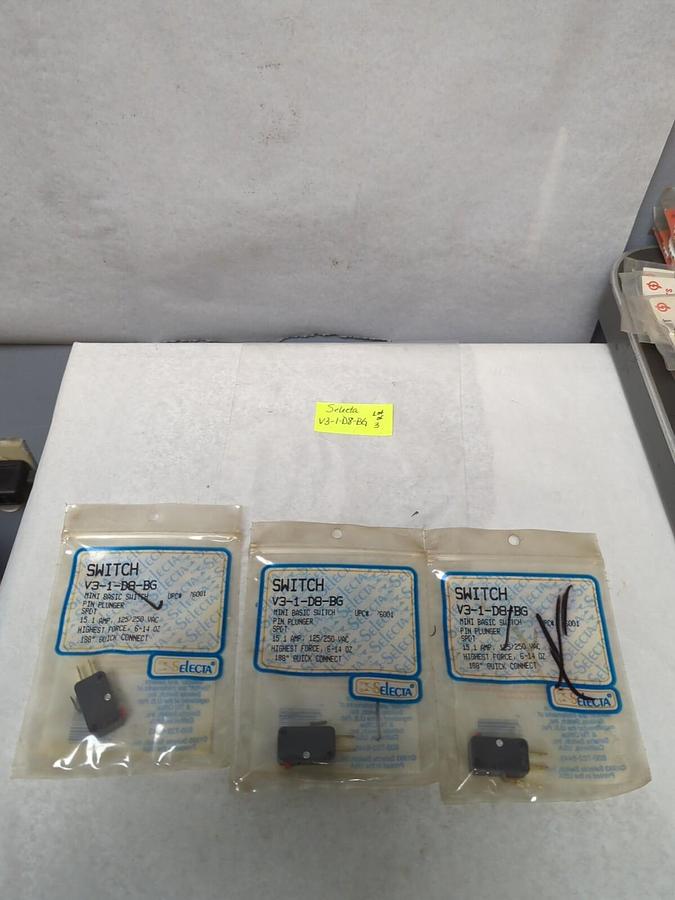 SELECTA,V3-1-D8-BG,MINI BASIC SWITCH 15.1 AMP 125/250 VAC LOT OF 3 NOS