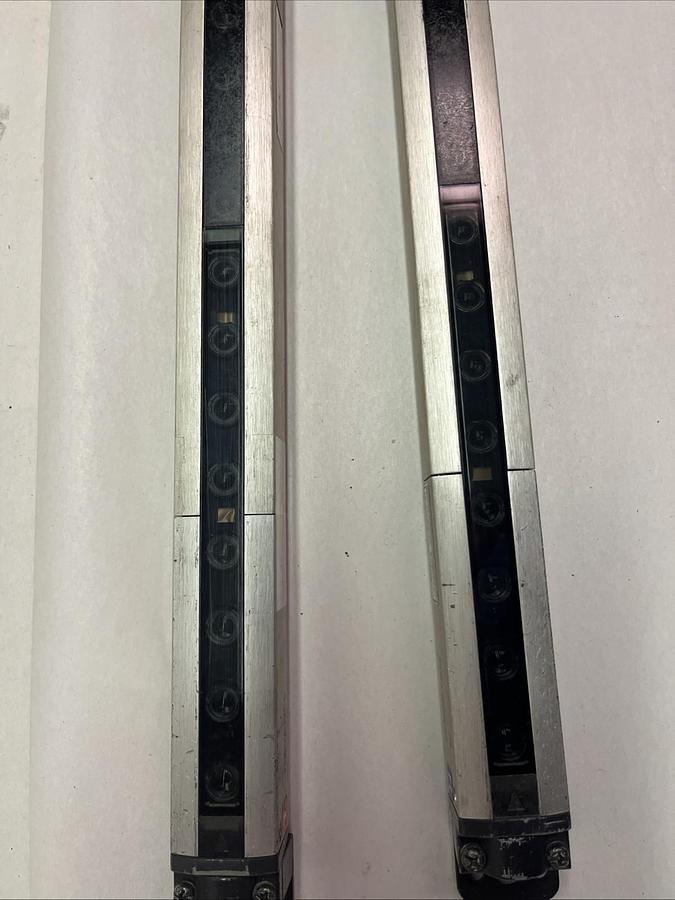 Used KEYENCE,PJ-V20,LIGHT CURTAIN 20"