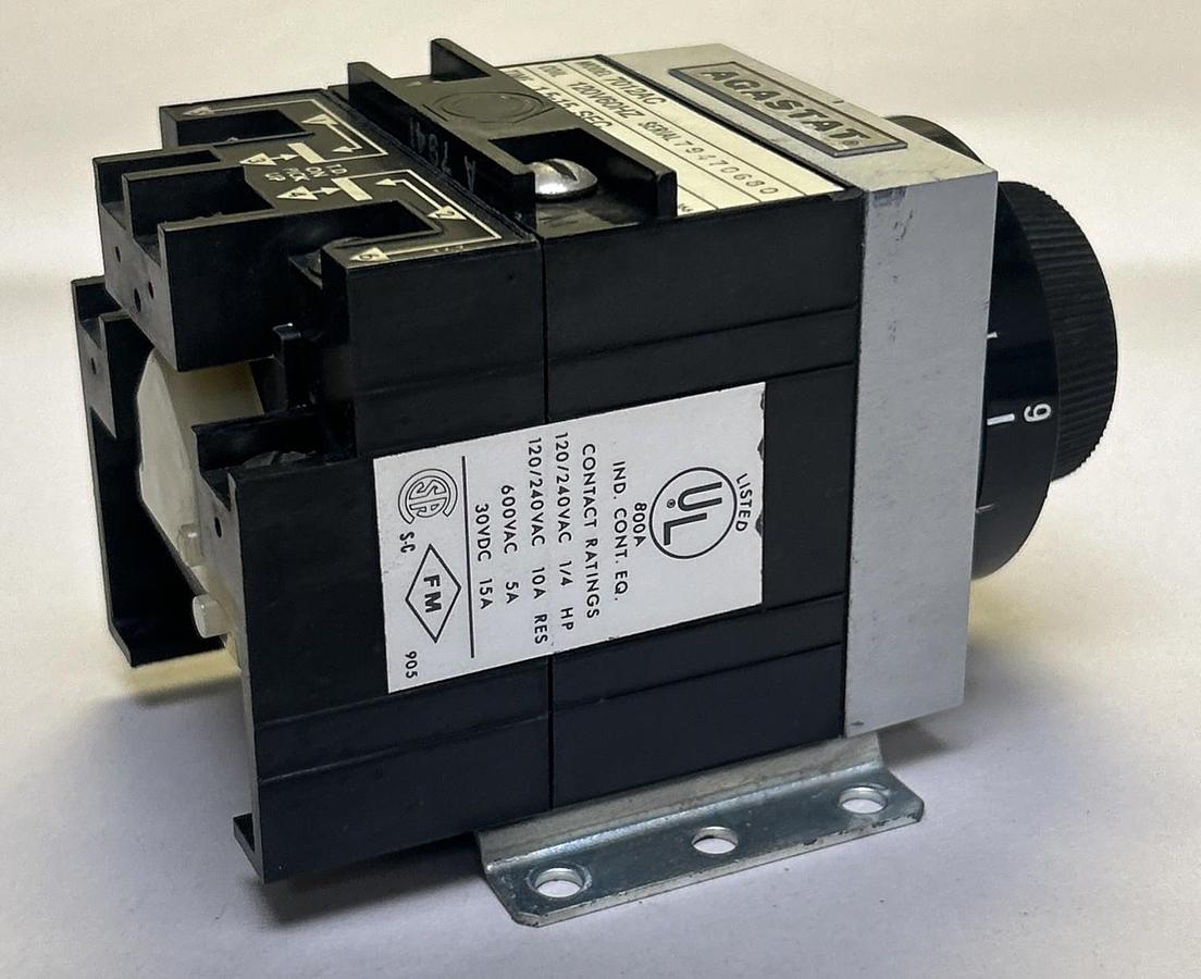 Used AGASTAT,7012AC,TIME DELAY RELAY 1.5-15 SEC 120V