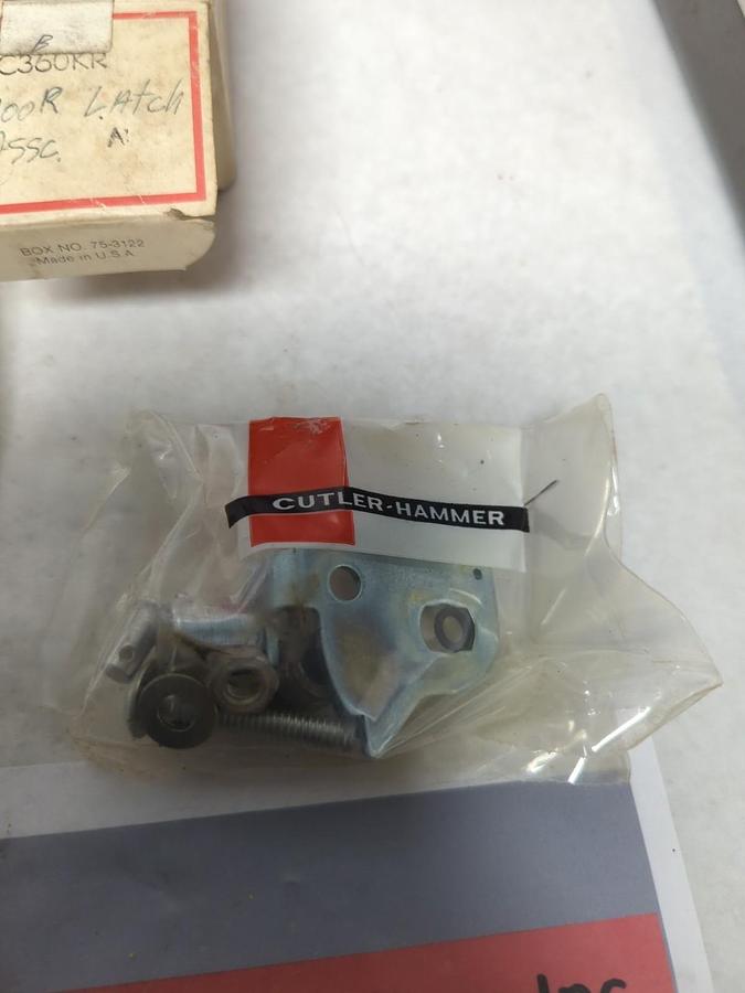 CUTLER-HAMMER,C360KR,DOOR LATCH ASSEMBLY NOS