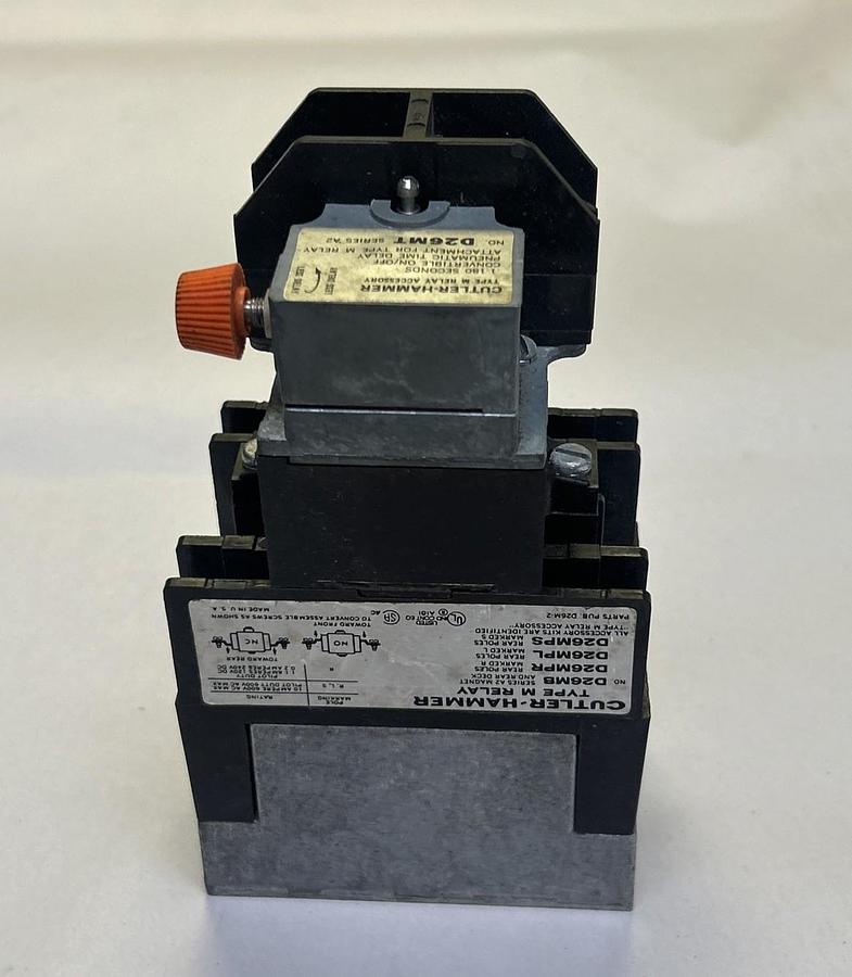 Used CUTLER-HAMMER,D26MB,RELAY W/ D26MT PNEUMATIC TIME DELAY RELAY