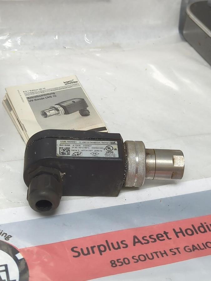 Used KROM SHRODER,84315200,UV-DETECTOR 220VAC 50/60HZ UVS 10D0G1 USED