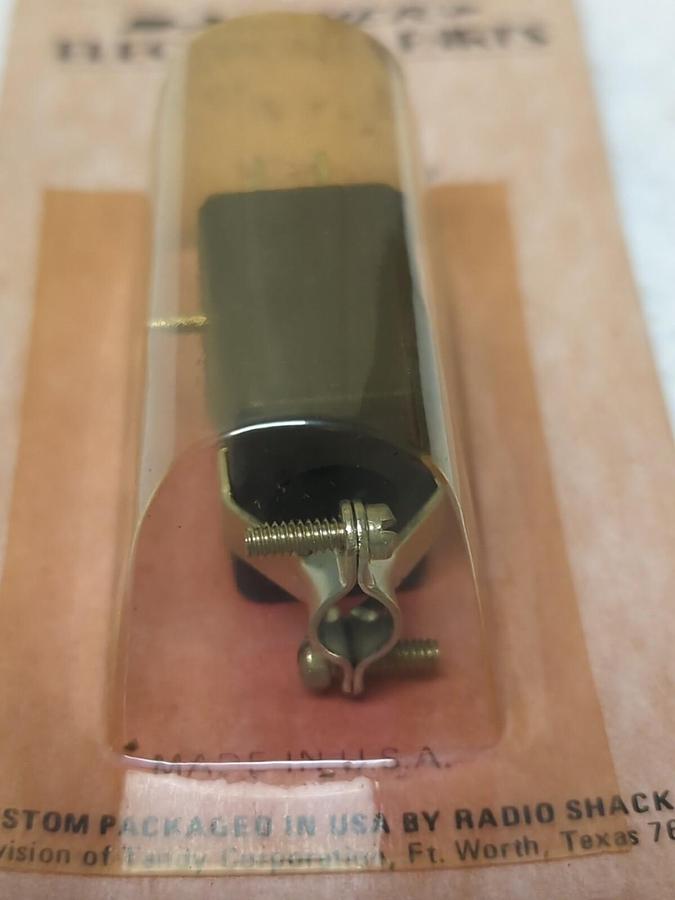 ARCHER RADIO SHACK,274-207,6-PIN PLUG WITH CABLE CLAMP NOS