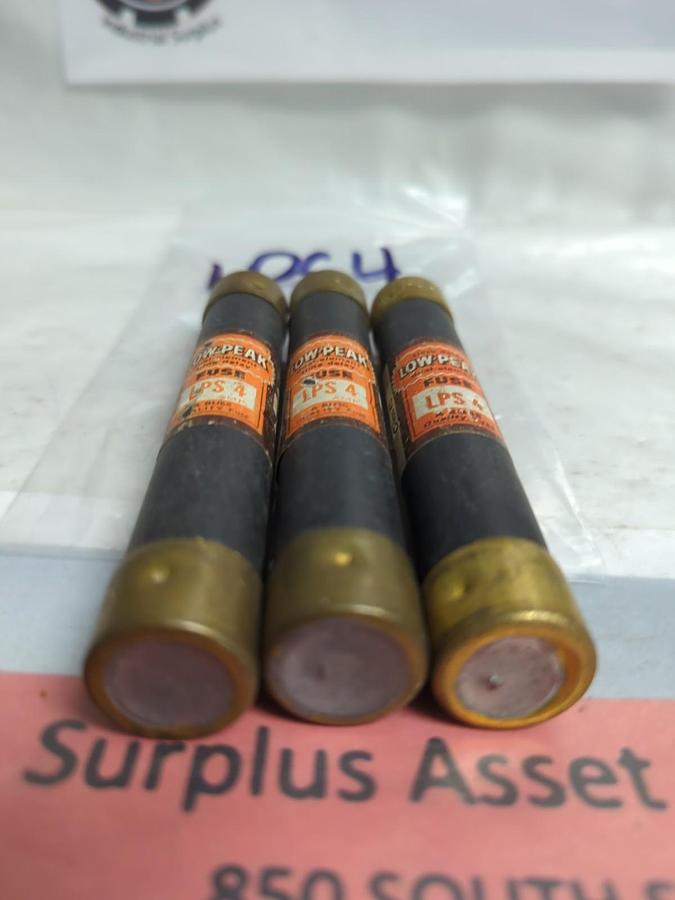 Used COOPER BUSSMANN,LPS-4,LOW-PEAK 4 AMP FUSE LOT OF 3 PRE-OWNED