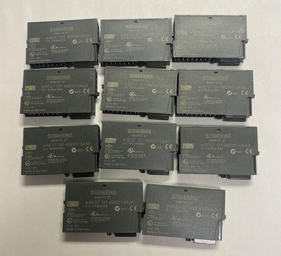 Used SIEMENS,6ES7131-4BD01-0AA0,INPUT MODULE LOT OF 11