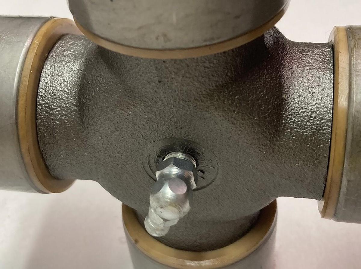 Used Clark,75,Universal Precision Joint