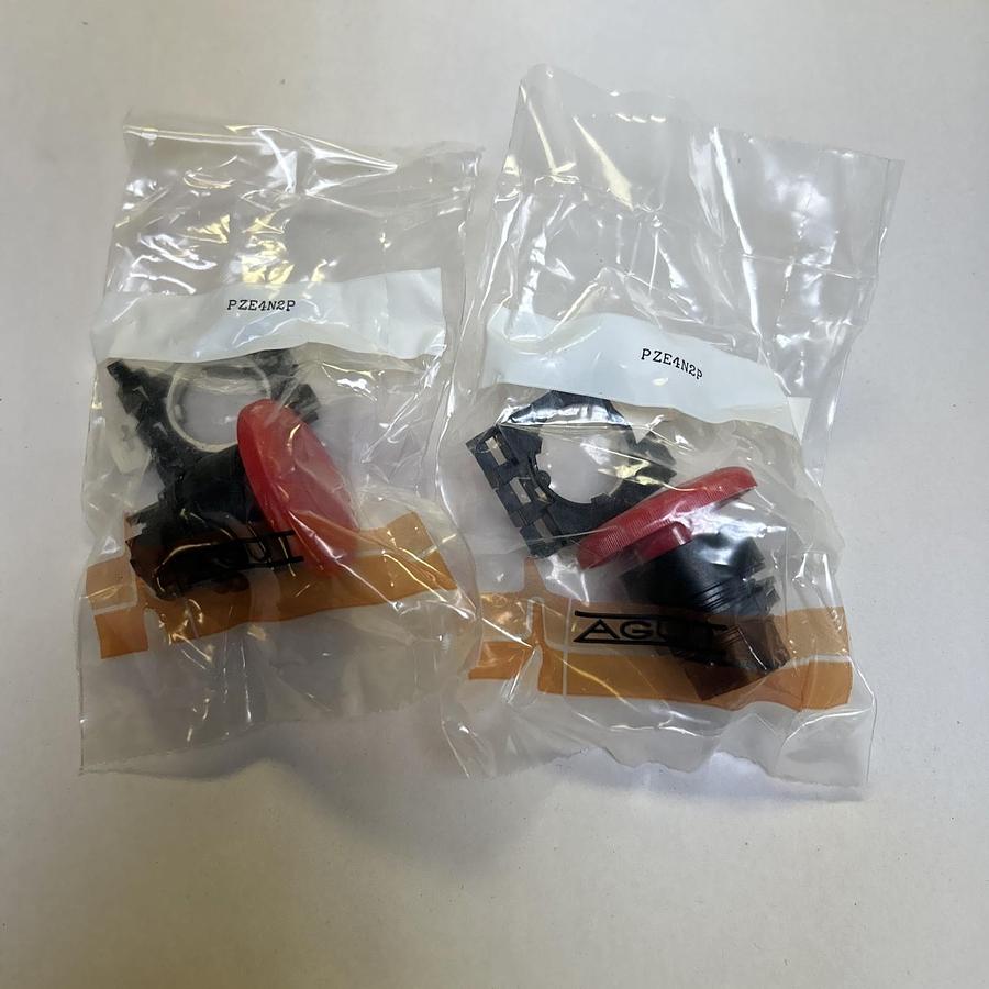 AGUT,PZE4N2P,PUSH BUTTON LOT OF 2 NOS