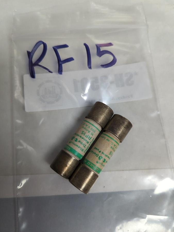 GOULD SHAWMUT,RF-15,RENEWABLE 15 AMP FUSE LOT OF 2 PRE-OWNED