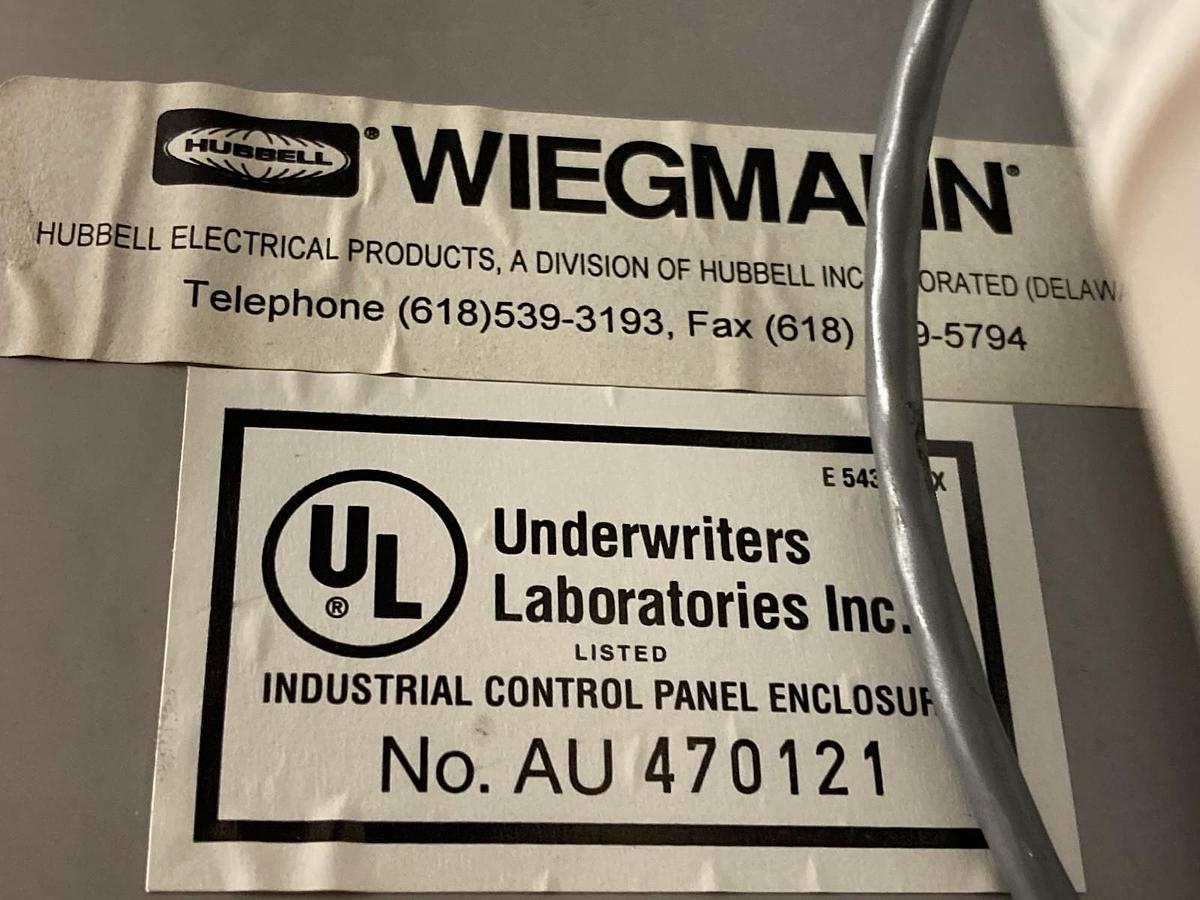 Used Hubbell,AU470121,Indoor Enclosure