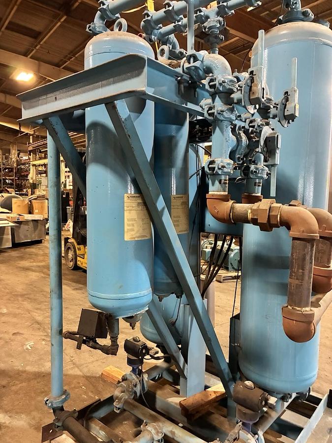 Used HANKISON,DH-590,DESICCANT DRYER 590 SCFM 120V 1PH