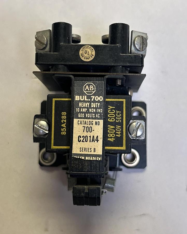 Used ALLEN BRADLEY,700-C201A4,CONTROL RELAY