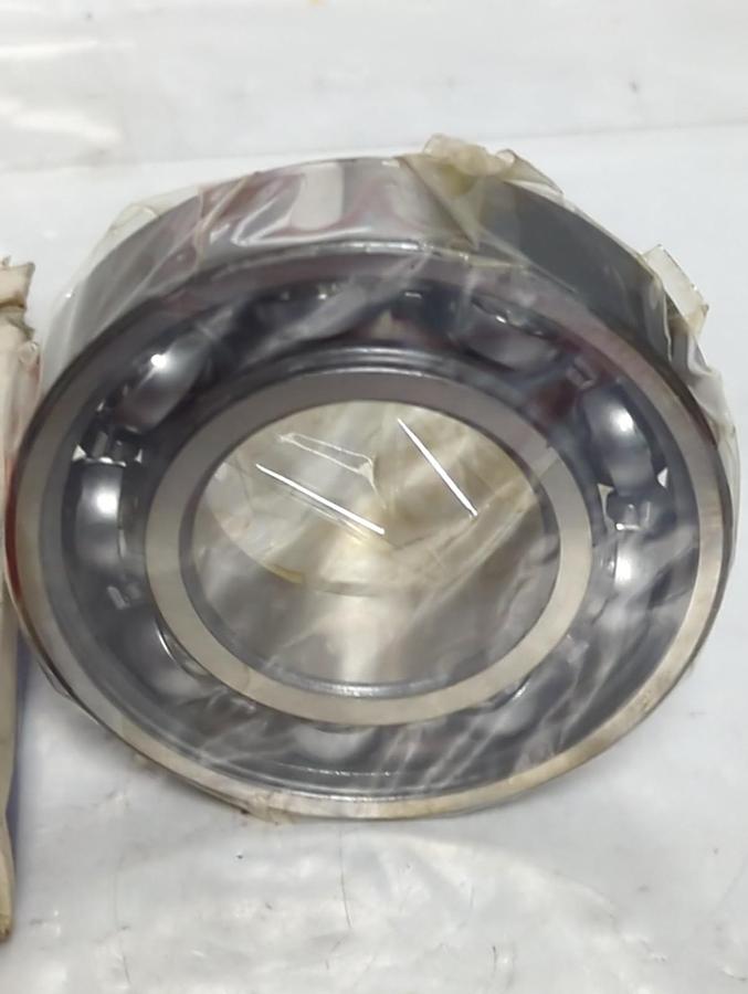 NEW DEPARTURE,3207,BALL BEARING NOS