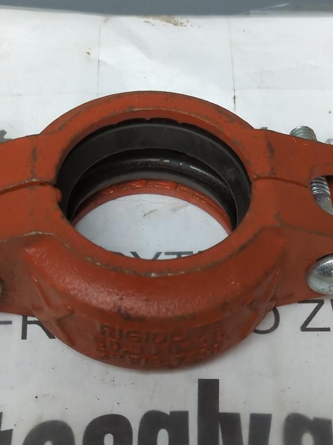 RIGIDLITE,FIG 7400,2 INCH PIPE COUPLING NOS